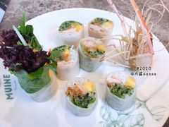 菠萝大虾米纸卷-美奈小馆·东南亚菜(福田星河COCO Park店)