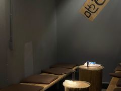 -天井·丑面包搭咖啡
