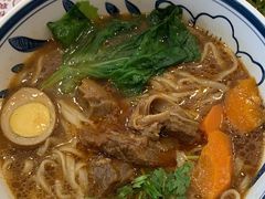 -康师傅私房牛肉面(马泉营奥莱店)
