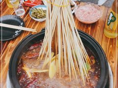 -唐记煌大坨卤牛肉串串(瑞南街店)