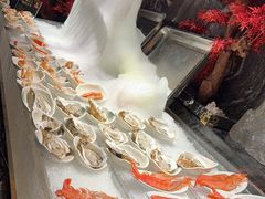 -雍容荟帝王蟹活龙虾展台自助(IFS黑金店)
