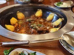 -万里闯关东铁锅炖菜馆(高新旗舰店)