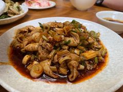 -茅屋大酒店
