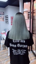 -镁连社·美联社