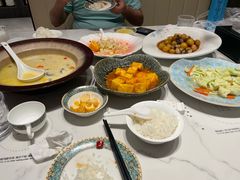 -德信恒隆国际酒店