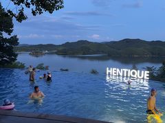 -天目湖涵田半山温泉水乐园