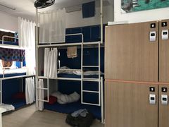 -悦思旅舍(铜锣湾地铁站店)