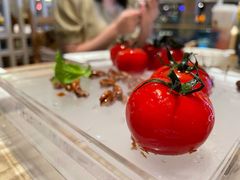 番茄脆菇沙拉-小大董·烤鸭(凤凰汇店)