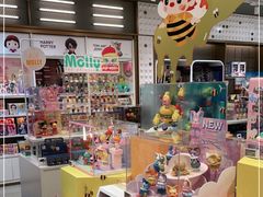 -泡泡玛特POPMART(蓝色港湾店)