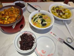 -渝是乎川渝小炒(新世界百货望京店)