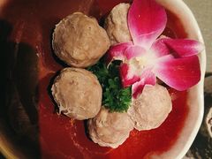 -左庭右院鲜牛肉火锅黑金店(陆家嘴中心店)