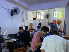 -建国蚵煎蚵面