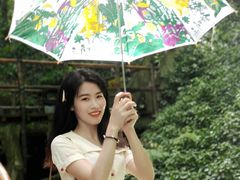 -青青世界