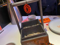 -鸣记脆皮烤鱼·海鲜烤鱼(三八广场店)