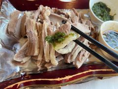 精品手扒肉-那达慕蒙古风味酒楼