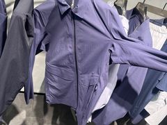 -ARC'TERYX始祖鸟(北京王府中环店)