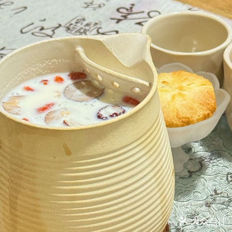 遵义古城,让人眼前一亮的网红打卡烤奶店