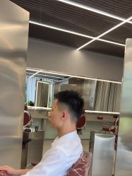 -侨治发型