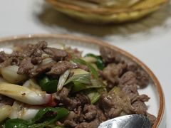 葱爆羊肉-木柴豆腐·活海鲜·鲁菜