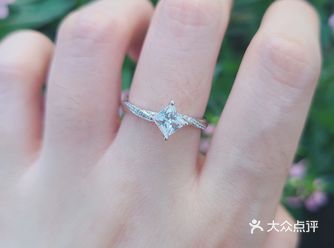 公主方好看耶 ！成都定制的50分钻戒