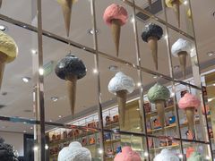 -VENCHI 闻绮(上海佛罗伦萨小镇店)