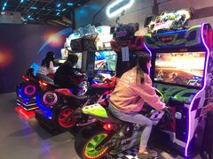 -世代星球·保龄球·镭战真人CS·团建(杨浦店)