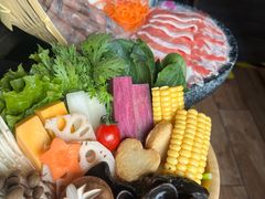 -湊湊火锅·茶憩(新中关购物中心店)