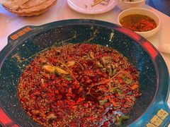 -渔香岛美蛙鱼头火锅(威清路店)