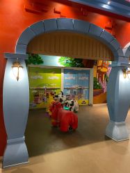 -点点梦想城(鑫苑都汇店)