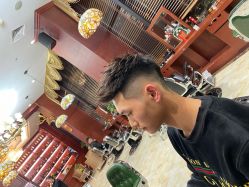 -尼特斯男士发型馆
