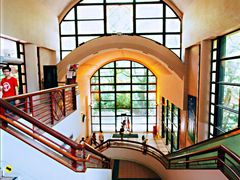 -香港大学