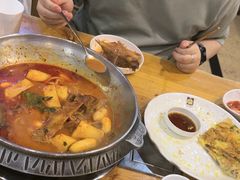 -喇喇排骨火锅·传统韩式脊骨汤(望京西园总店)