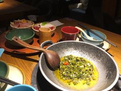 猫儿山的小黄牛-吃饭皇帝大土家民族菜(正大广场店)