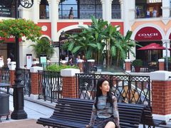 -佛罗伦萨小镇广佛名品奥特莱斯(疏港路店)