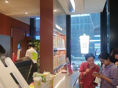 -奈雪的茶(市百一店)