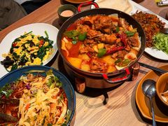 -耶里夏丽·新疆菜·28年喀什老馆(田林东路店)