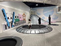 -MINI MARS KIDS CLUB亲子家庭中心(长宁天山店)