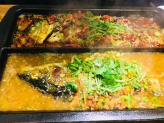 魔法双味烤鱼-茅炒屋龙虾·烧烤·湘菜(新河路店)