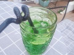 -海边的猫和咖啡馆