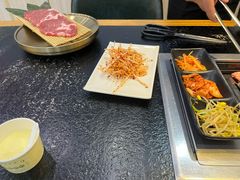 -臻牛烤肉