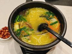 -滇越乘象云南餐厅(豆各庄店)