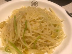 -江渔儿酸菜鱼·拔草餐厅(虎门君乐汇店)