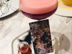 《红磨坊的舞会》-théATRE 茶聚场(王府中環店)