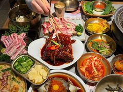 -草家酱蟹炭火烤肉店(珲春南路一店)