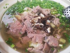 -乐山食古香跷脚牛肉