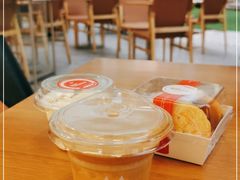 -M Stand(上海人民广场来福士店)