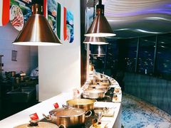 -亚洲国际大酒店·云顶阁旋转自助餐厅
