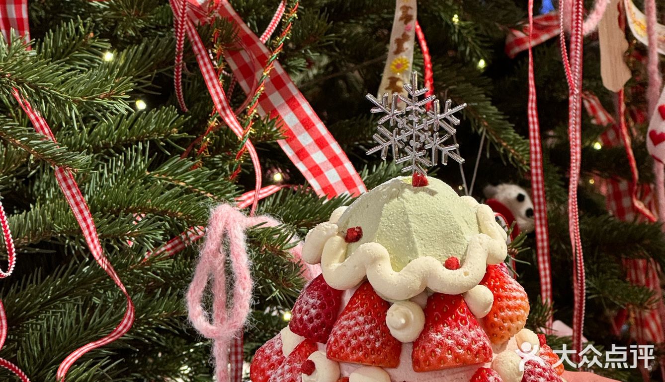 冬天的第一个草莓圣诞树🎄🍓
