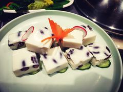 红豆山药-船梆煮•蒸汽海鲜·炉火烤肉(五四广场店)