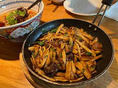 橄榄油煎三种菇-庆春朴门